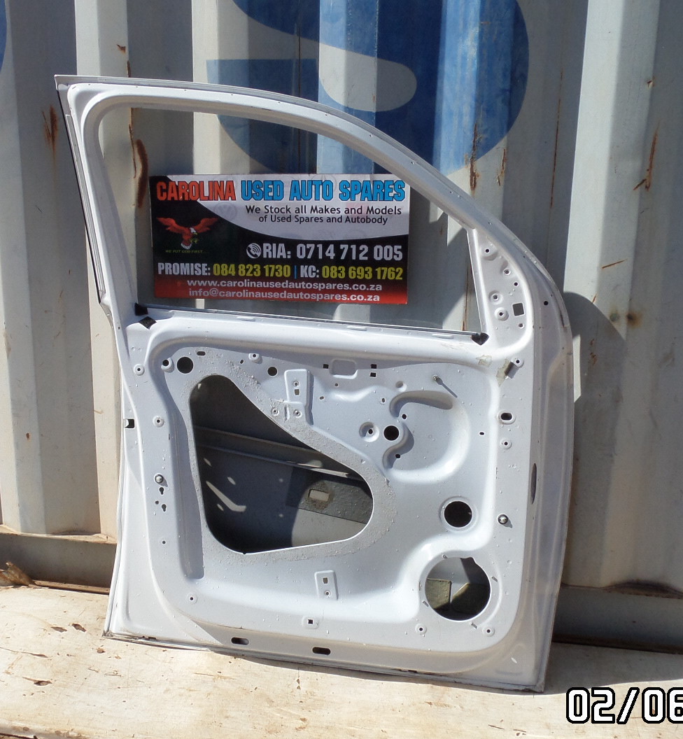 VW Amarok left side front door double and single cab (2010) - Private Seller VW Amarok left side front door double and single cab (2010) - Private Seller