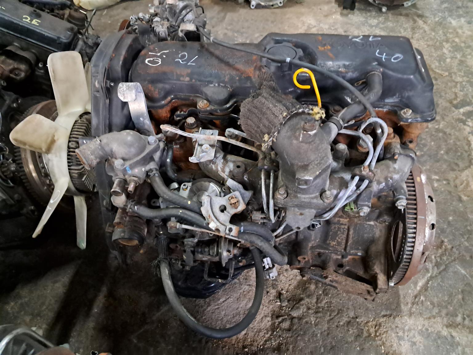 TOYOTA HILUX/HIACE 2L 2.4D ENGINES AVAILABLE IN STOCK - Private Seller