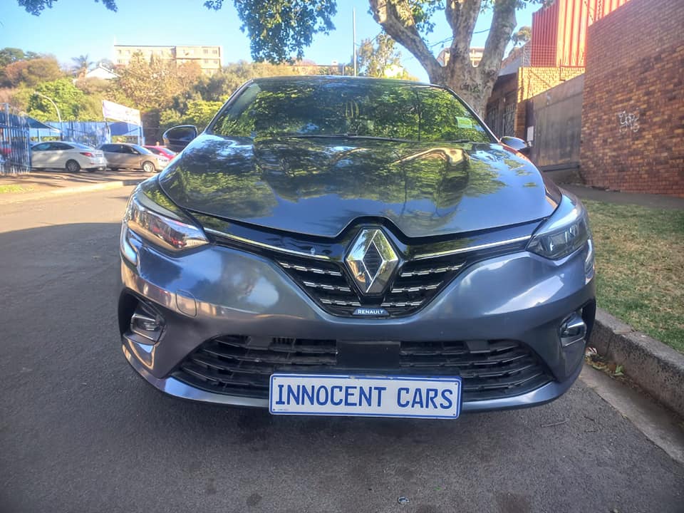 2022 RENAULT CLIO 5 HATCHBACK 1.0 PETROL, MANUAL, GREY COLOR, MILEAGE 37000KMS, SK,SB