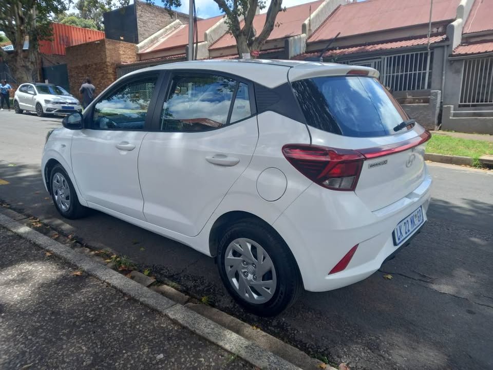 2023 HYUNDAI i10 GRAND 1.0 Petrol, Manual Transmission, White Color, Mileage 31000kms