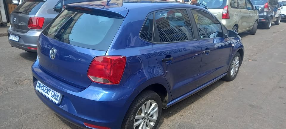 2019 VW POLO VIVO 1.4TRENDLINE MANUAL TRANSMISSION, BLUE COLOUR, 94000KM