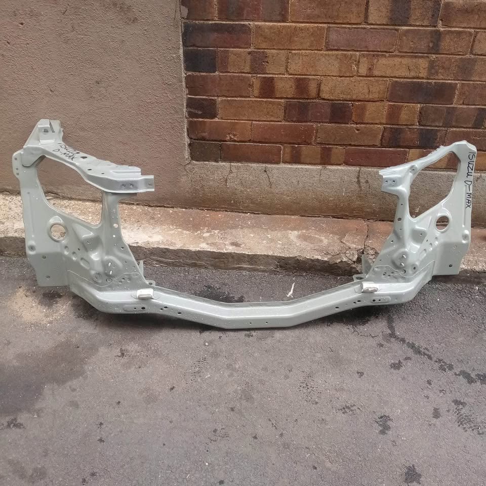 Isuzu D-Max cradle - Private Seller Isuzu D-Max cradle - Private Seller