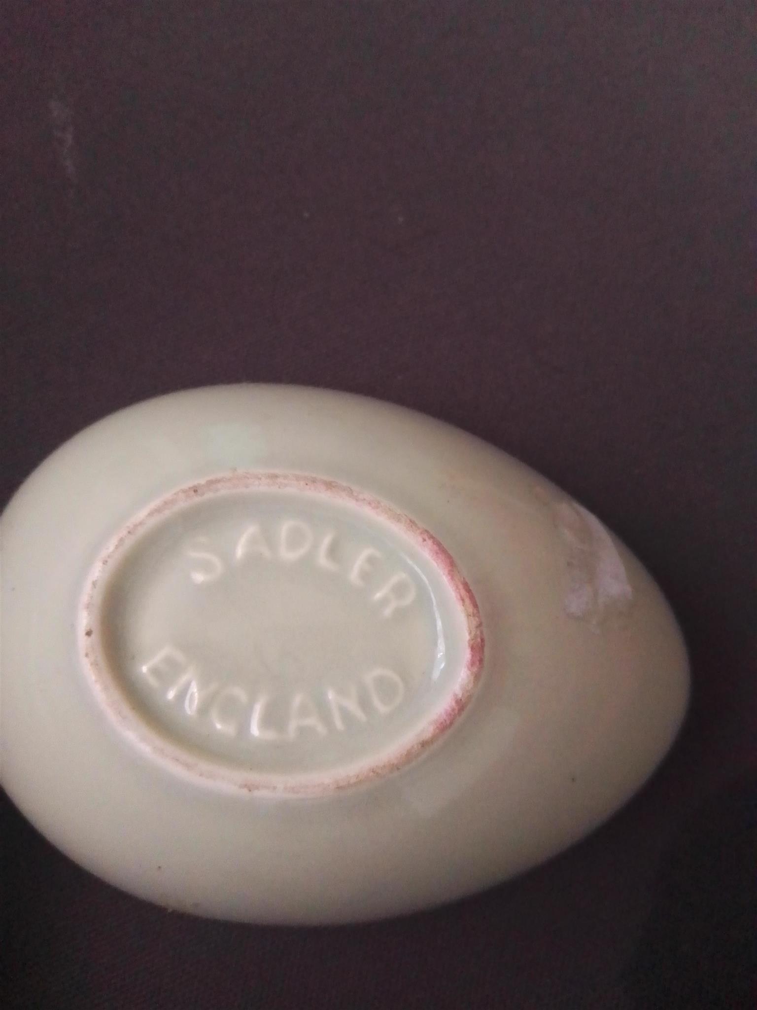 Vintage Saddler  egg shaped trinket holder Vintage Saddler  egg shaped trinket holder
