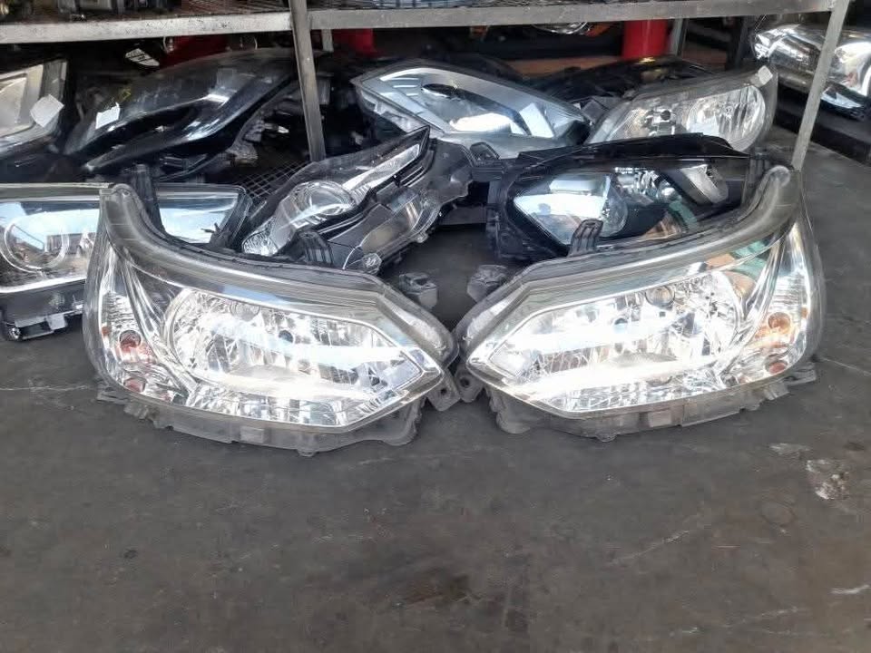 Toyota Avanza Headlights - Private Seller Toyota Avanza Headlights - Private Seller