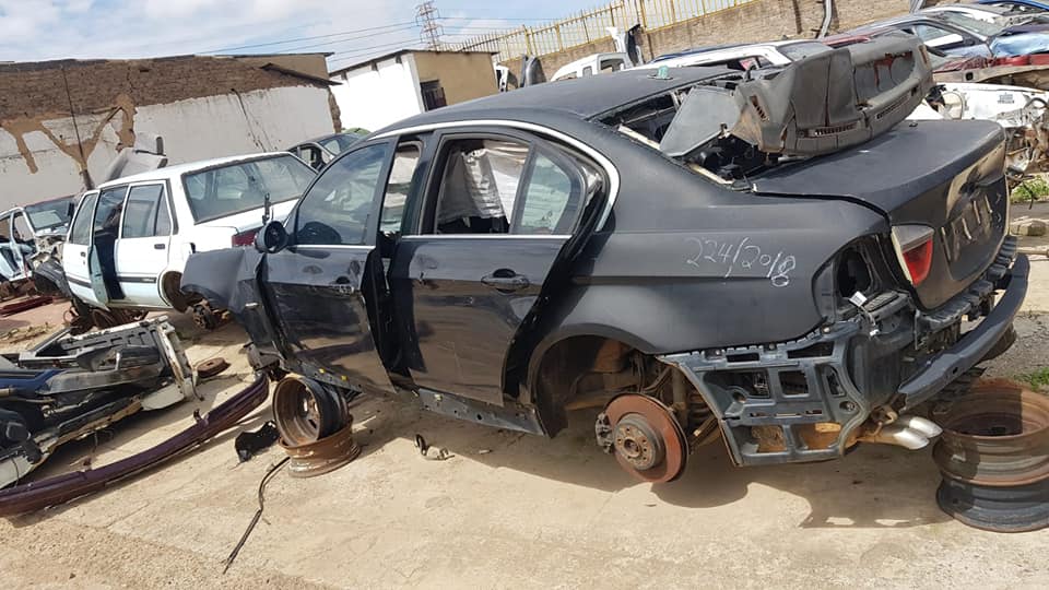 BMW E90 330D stripping for spares - Private Seller
