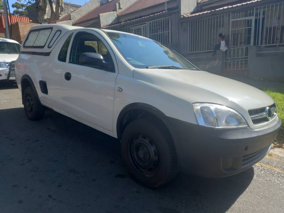 2011 Opel Corsa Utility Sport bakkie 1.4 Petrol, Manual, White Color, Mileage