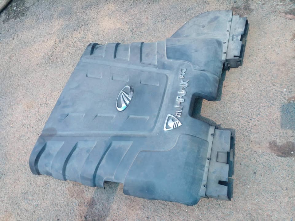 Mahindra xuv500 engine cover - Private Seller