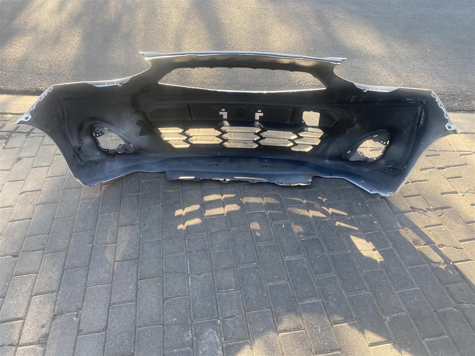 2017 NISSAN MICRA ACTIVE FRONT BUMPER FOR SALE. IN EXCELLENT CONDITION