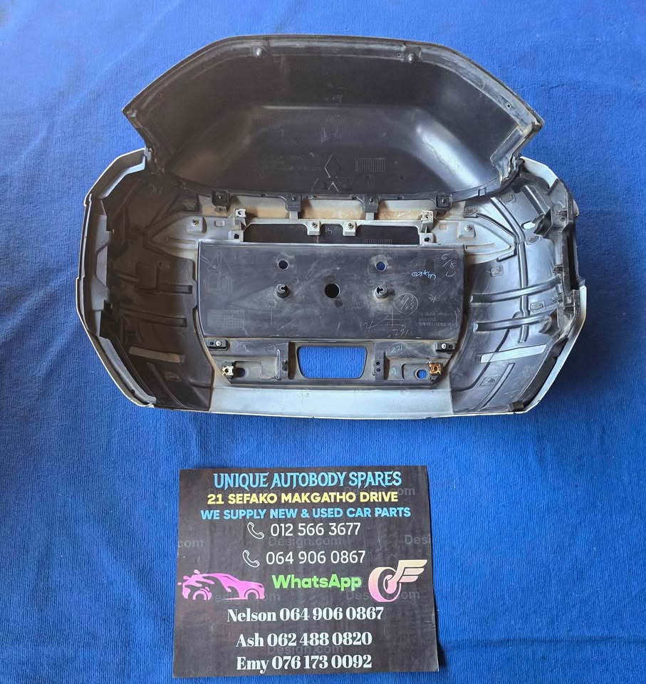 Mitsubishi Pajero Spare Wheel Tire Tyre Cover - Private Seller Mitsubishi Pajero Spare Wheel Tire Tyre Cover - Private Seller