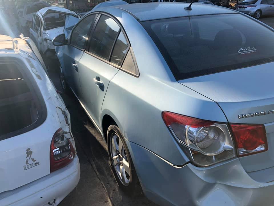 Chevrolet Cruze stripping - Private Seller