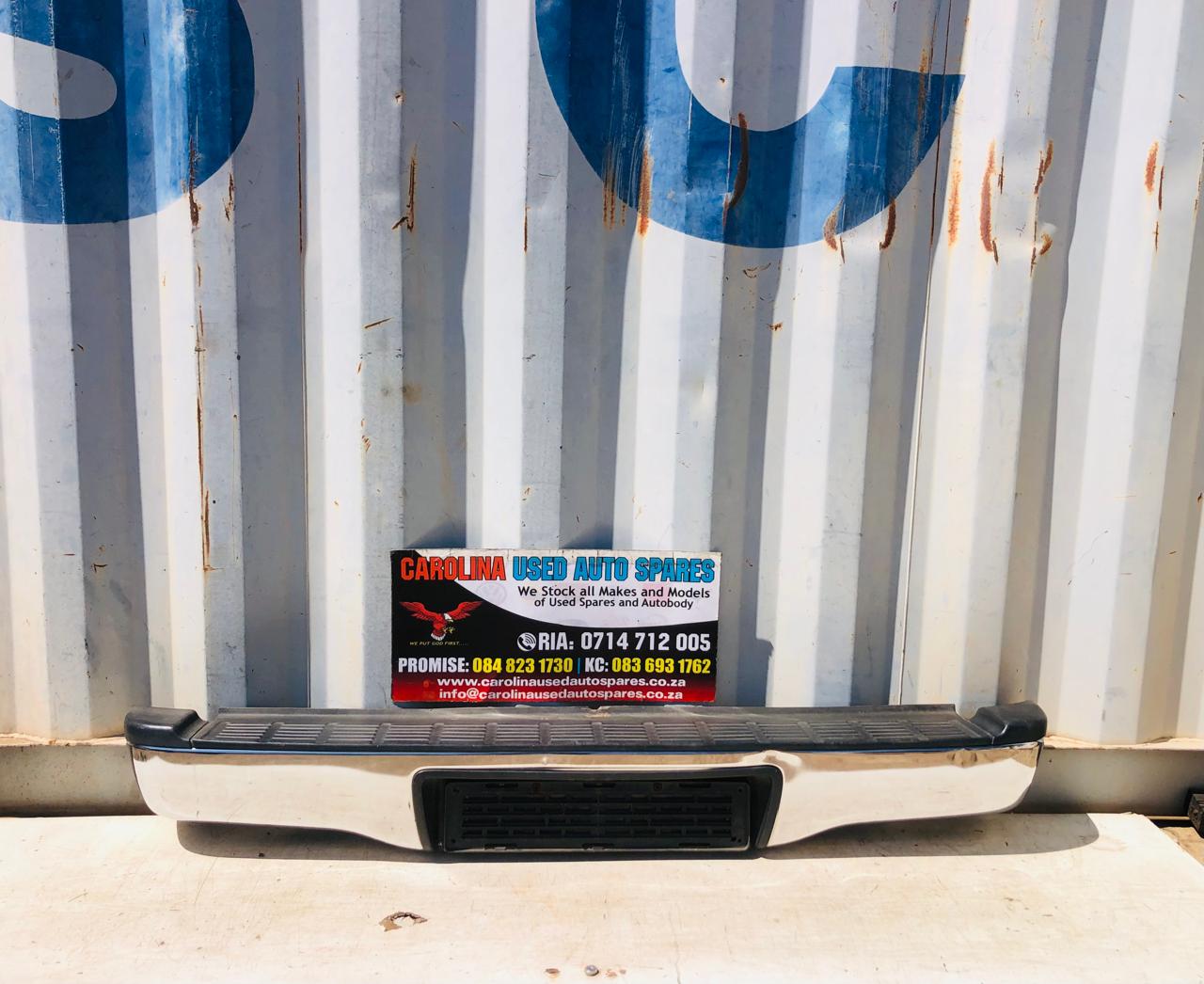 Toyota Hilux D4D rear/back bumper (chrome) (2008-2014) - Private Seller Toyota Hilux D4D rear/back bumper (chrome) (2008-2014) - Private Seller