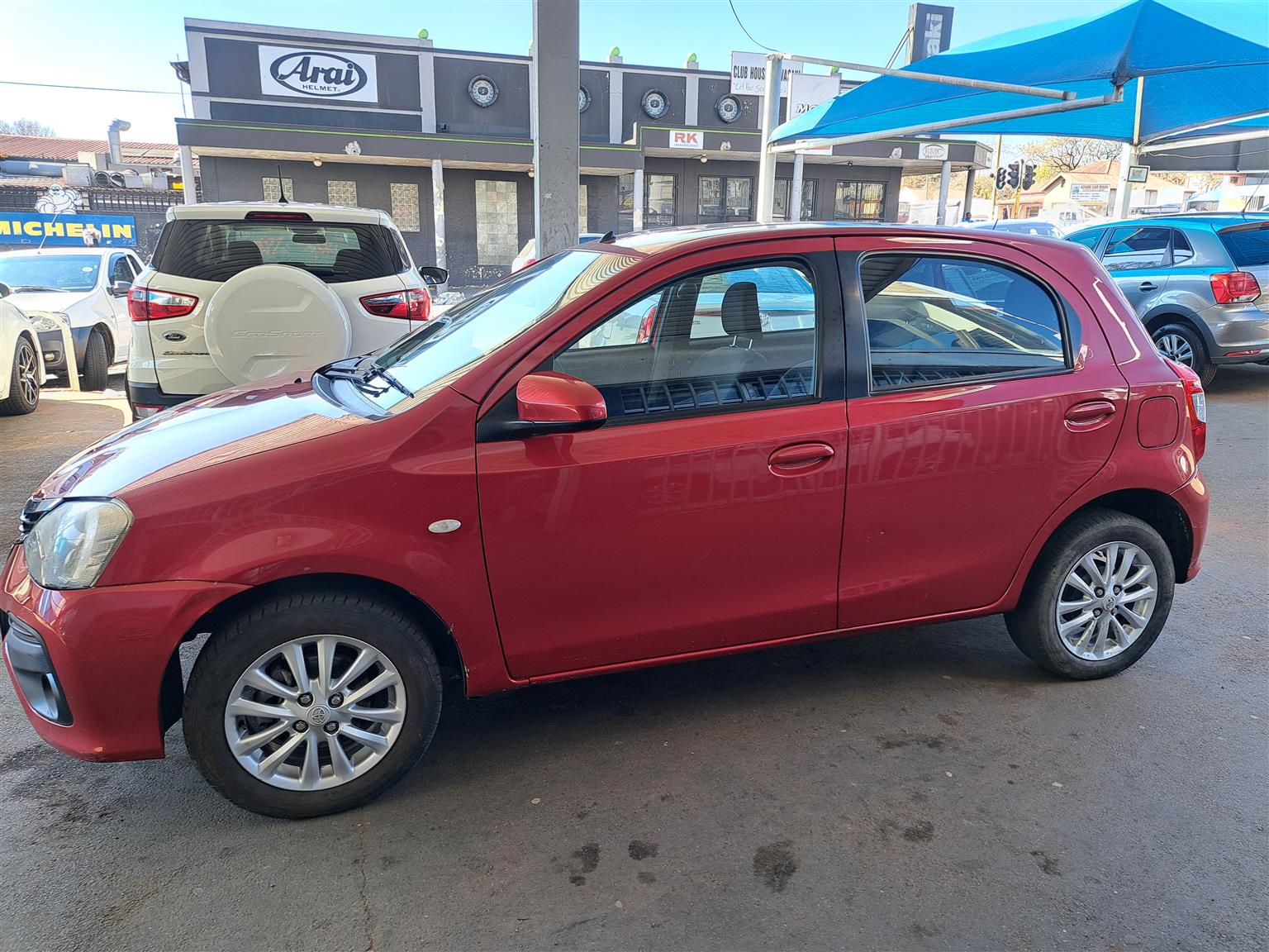 TOYOTA ETIOS 1.5 HATCH