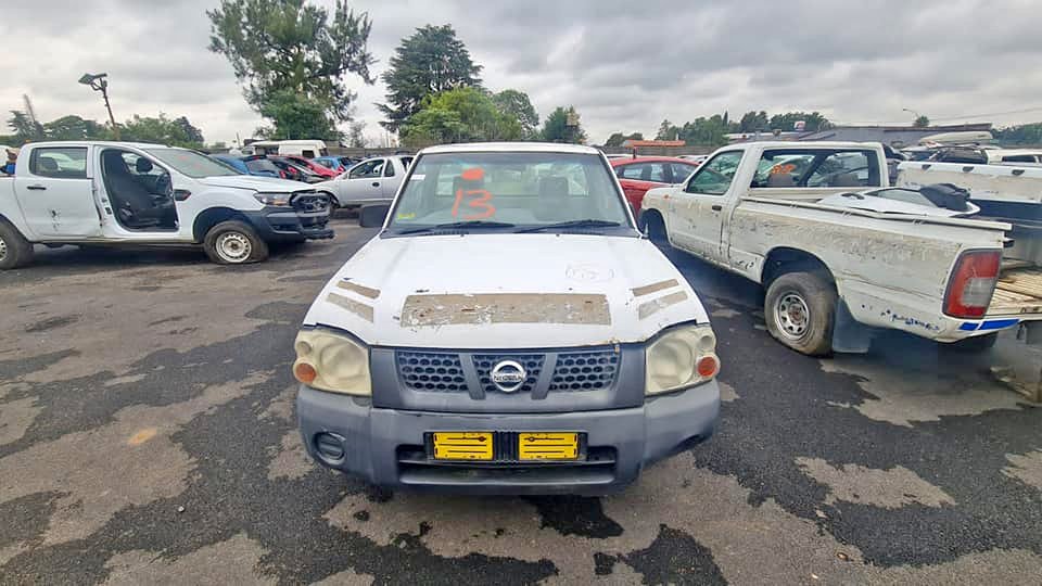 Nissan Np300 Hardbody Stripping for Spares - Private Seller Nissan Np300 Hardbody Stripping for Spares - Private Seller
