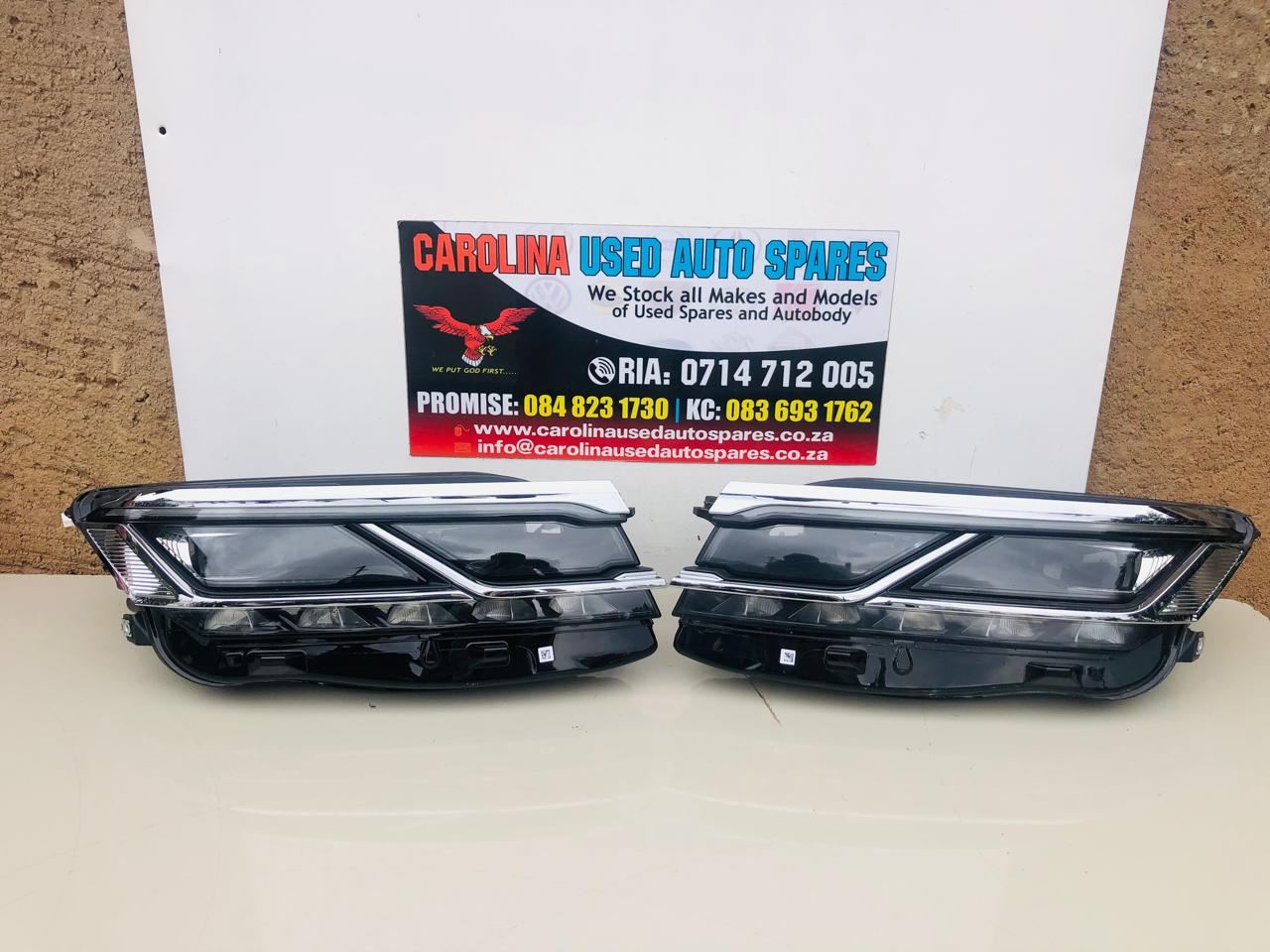 VW Touareg left and right side xenon LED matrix headlights - Private Seller