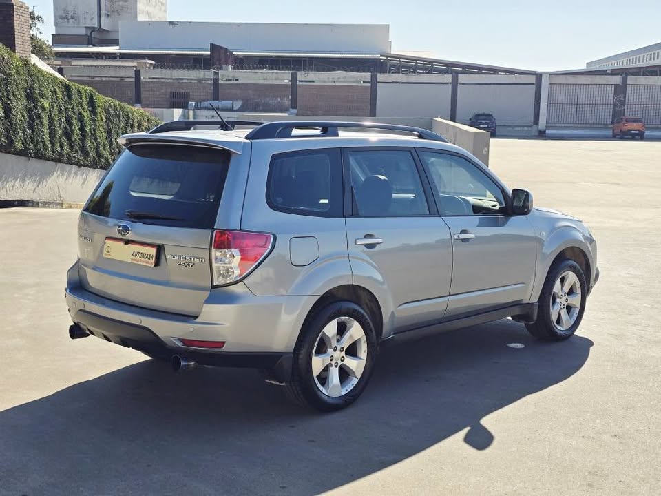 SUBARU FORESTER 2.5 TX AUTOMATIC LOW MILEAGE WITH SERVICE HISTORY