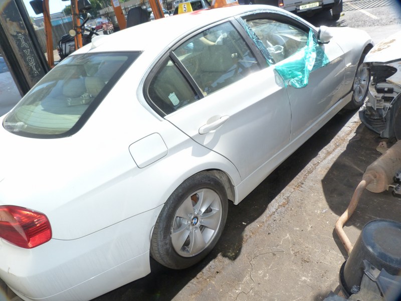 BMW 323i E90 AT White - 2006 STRIPPING FOR SPARES - Private Seller