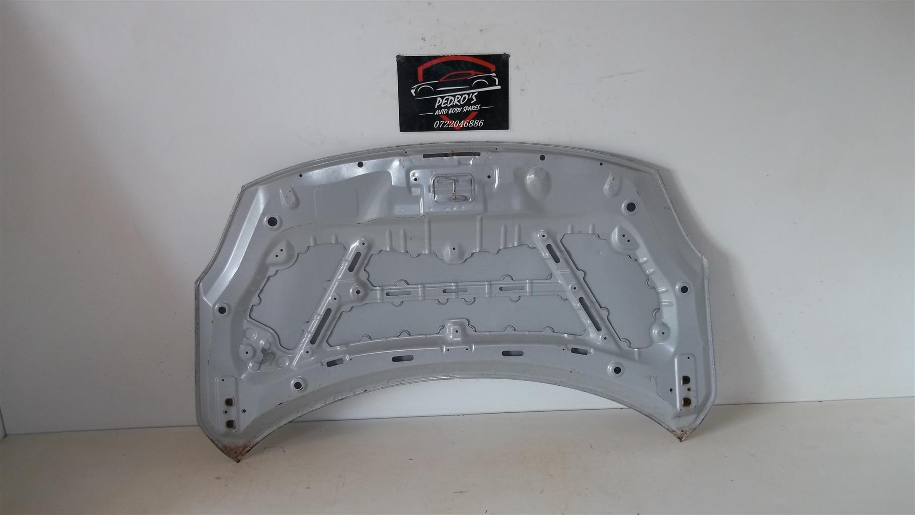 Suzuki Swift Mk2 Bonnets - Private Seller Suzuki Swift Mk2 Bonnets - Private Seller