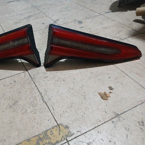 Toyota fortuner gd6 taillight - Private Seller Toyota fortuner gd6 taillight - Private Seller