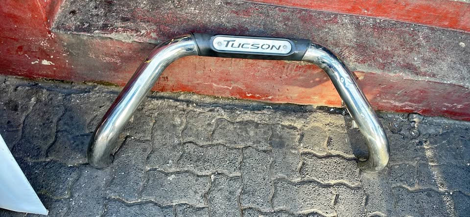 Hyundai Tucson nudge bar - Private Seller Hyundai Tucson nudge bar - Private Seller