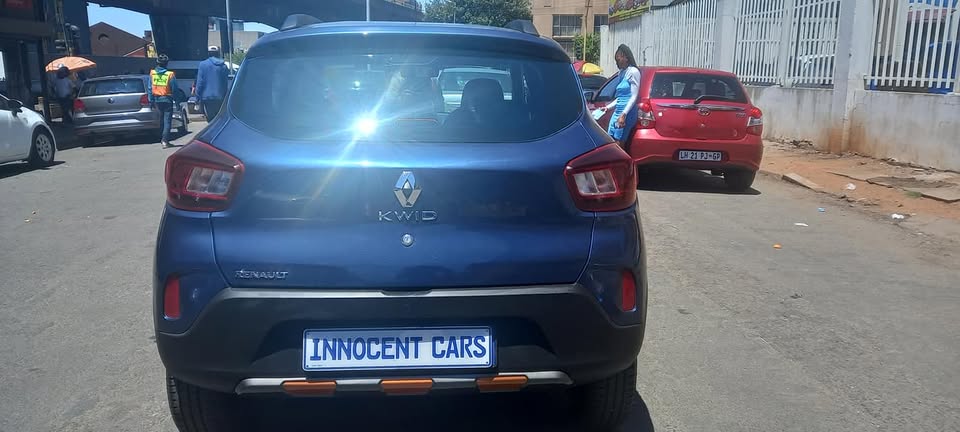USED 2022 RENAULT KWID 1.0 CLIMBER, PETROL, BLUE COLOR, MILEAGE 28000KM