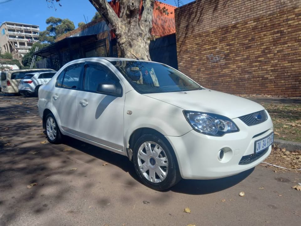 2015 Ford Icon 1.4 Petrol, Manual, White, 82000kms