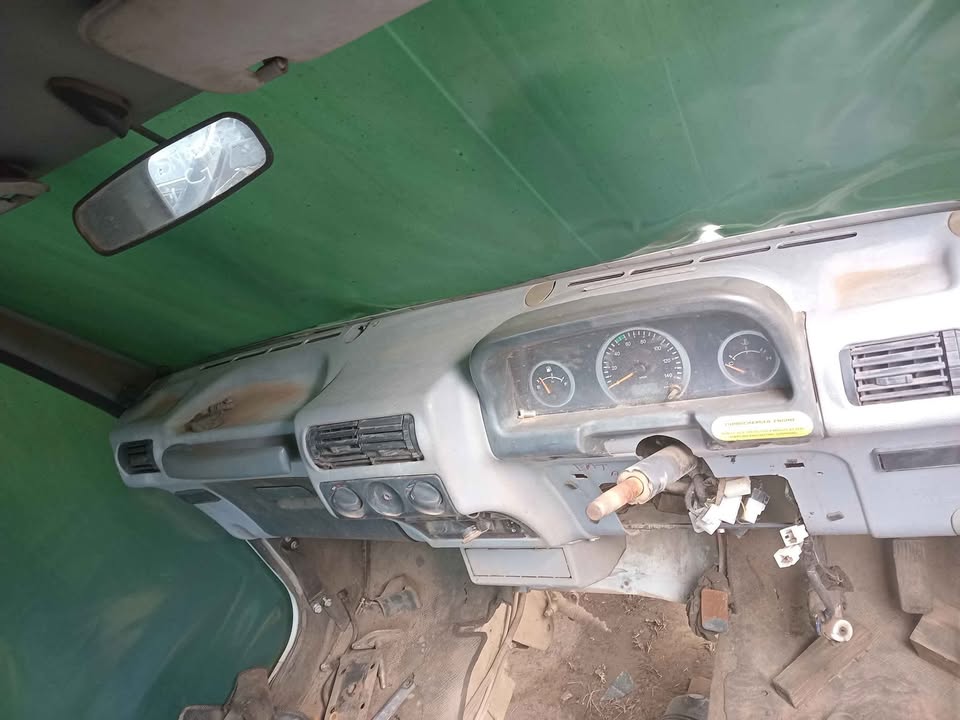 2017 Mahindra bolero 2.5 dashboard still in good condition for sale - Private Seller 2017 Mahindra bolero 2.5 dashboard still in good condition for sale - Private Seller