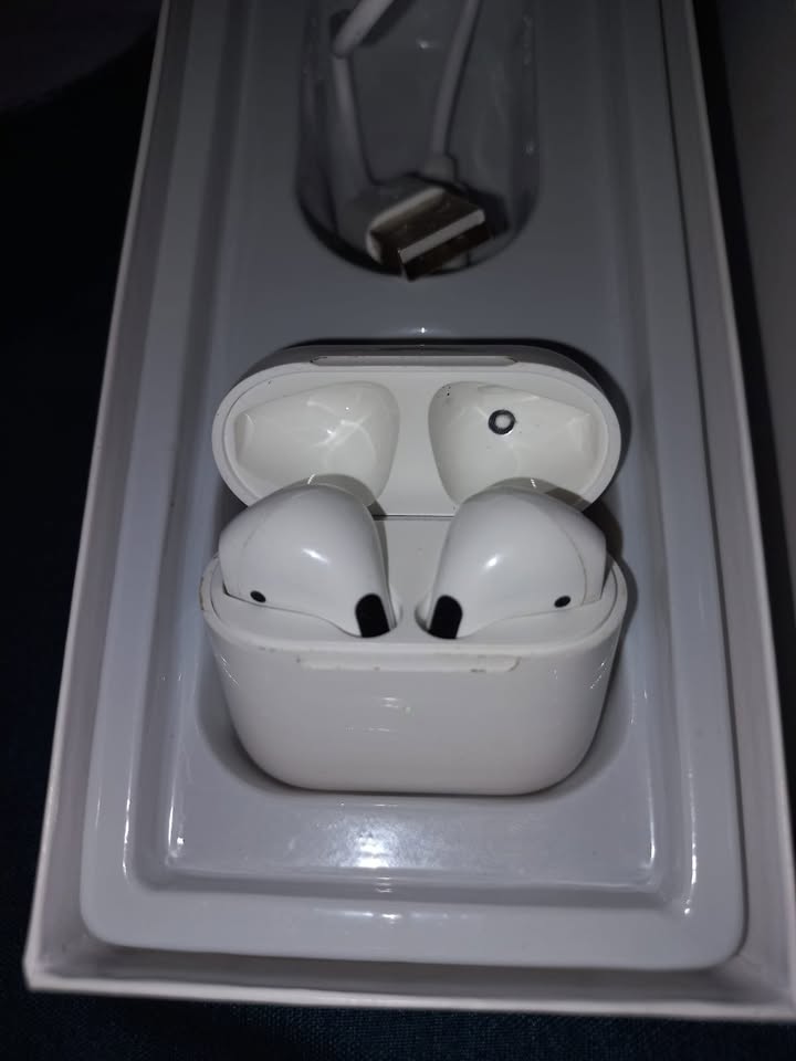 Apple Air pods