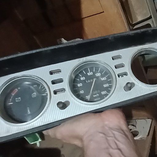 Peugeot 404, used speedo cluster - Private Seller Peugeot 404, used speedo cluster - Private Seller