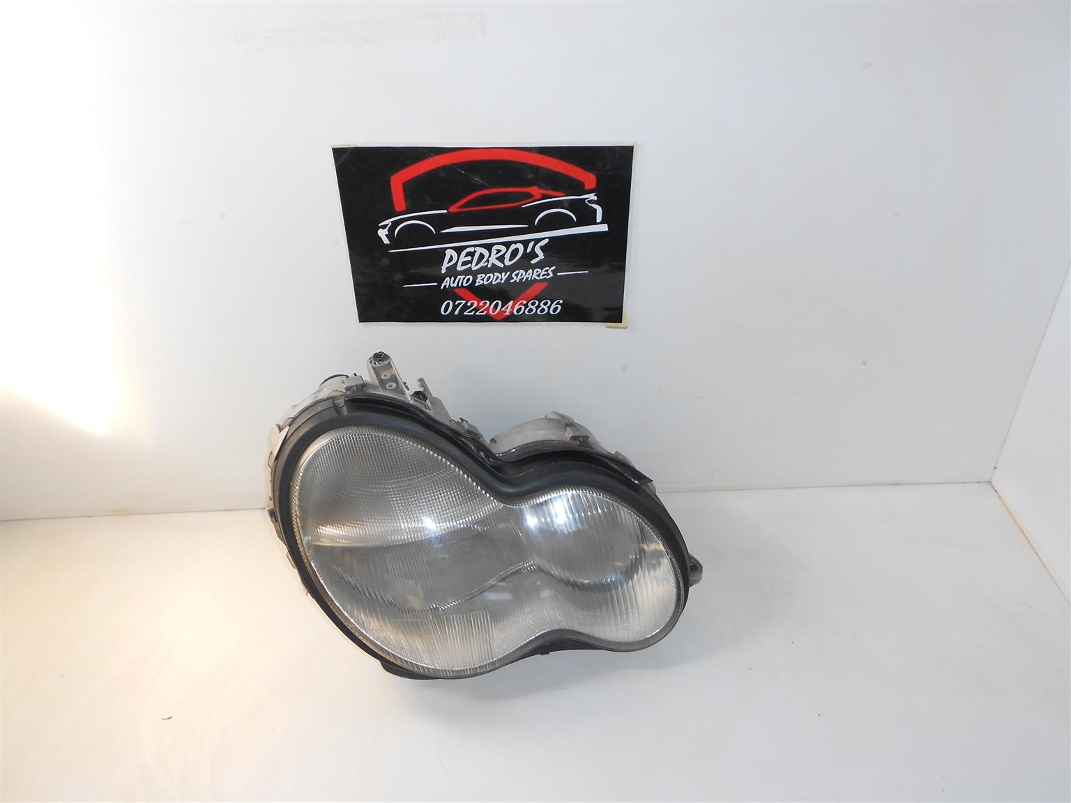 Mercedes benz W203 Right Side Headlight