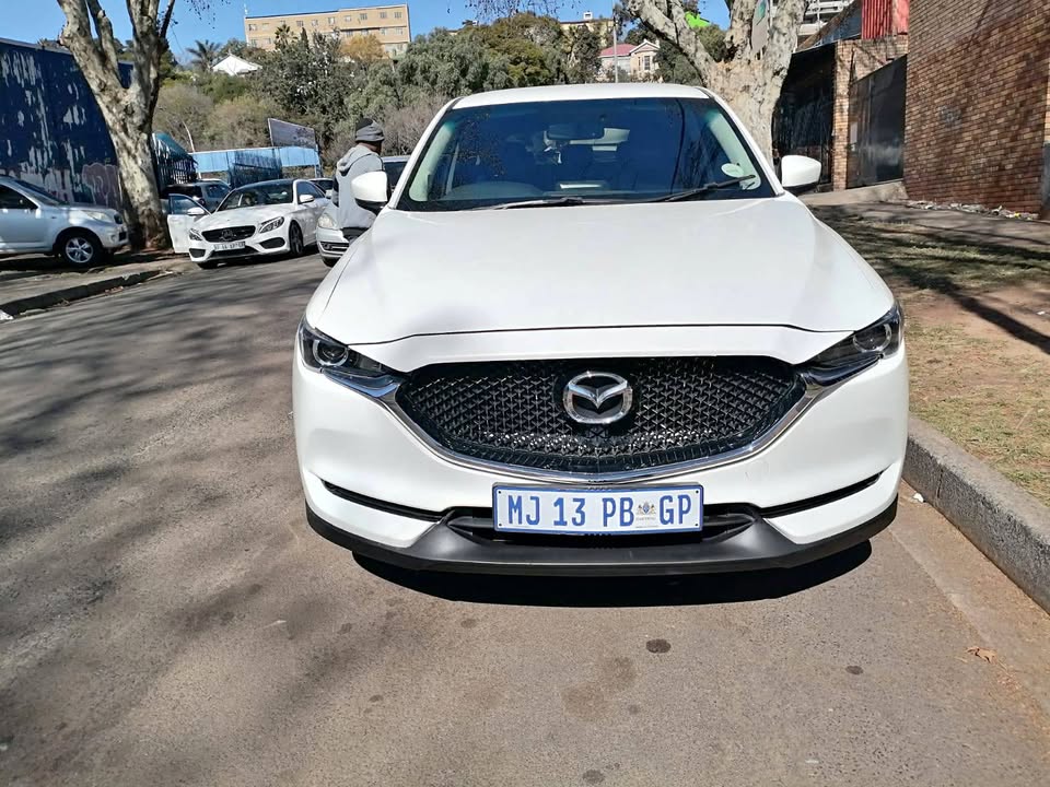 2019 MAZDA CX5 SKYACTIVE TECHNOLOGY 2.0 AUTOMATIC TRANSMISSION WITH REVERSE CAMERA AND SENSORS