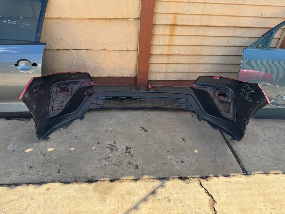 Toyota Corolla Cross GR-Sport Front Bumper - Private Seller Toyota Corolla Cross GR-Sport Front Bumper - Private Seller