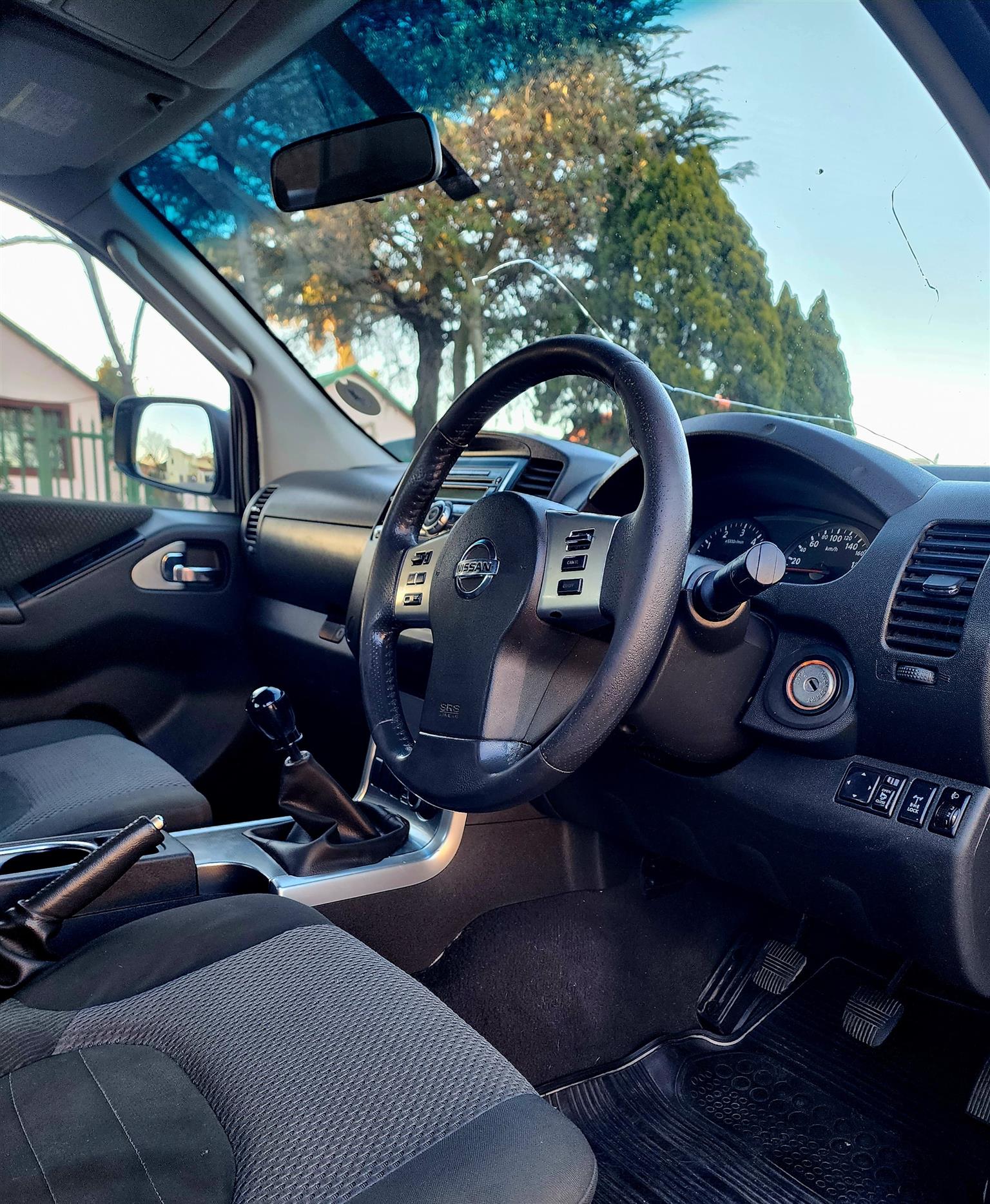 2012 NISSAN NAVARA 2.5DCI 4X4  140KW