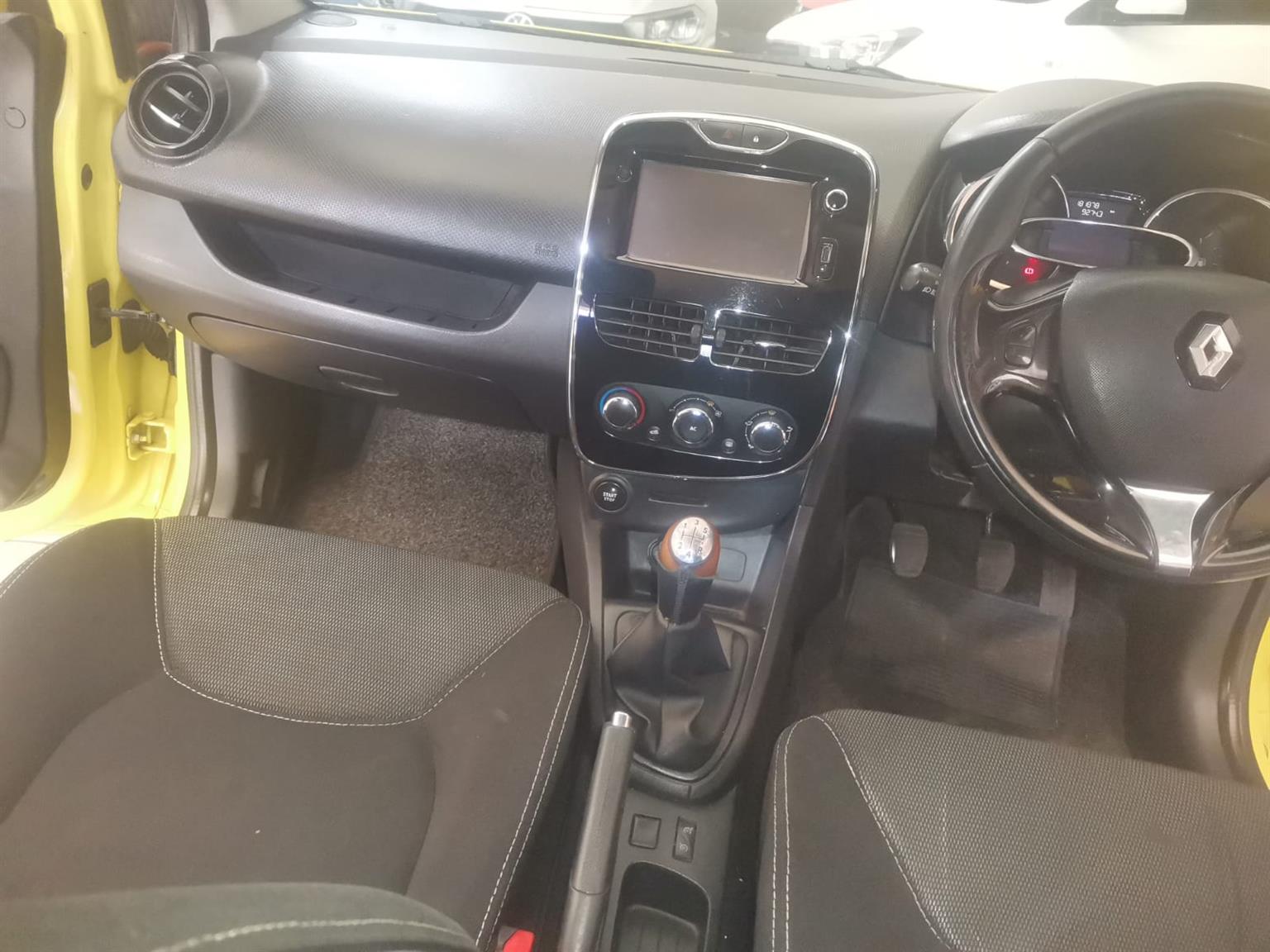 2016 Renault Clio IV, 900T