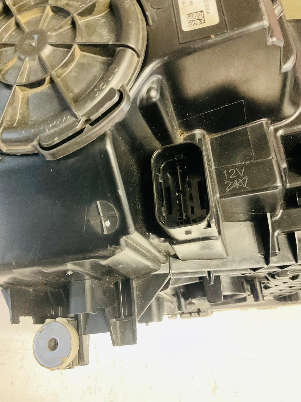 BMW G30 /G31 M5 5 series left and right side Adaptive LED xenon headlights - Private Seller BMW G30 /G31 M5 5 series left and right side Adaptive LED xenon headlights - Private Seller