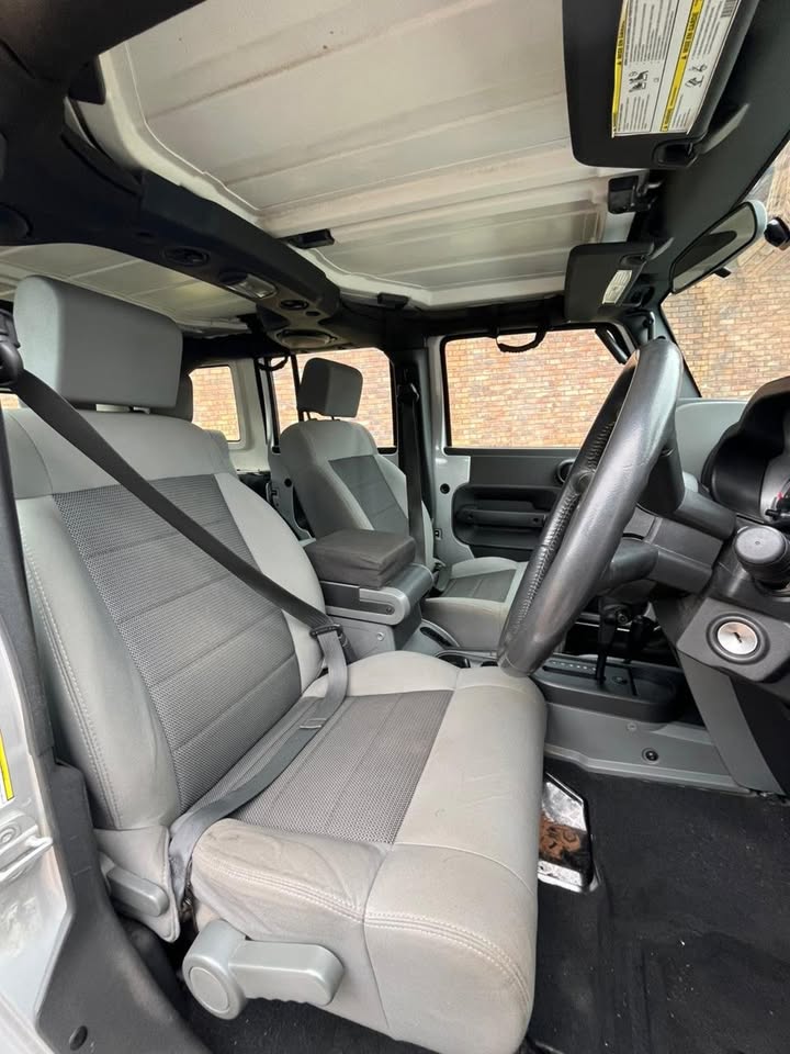 JEEP WRANGLER 3.8 RUBICON STRIPPING - Private Seller JEEP WRANGLER 3.8 RUBICON STRIPPING - Private Seller