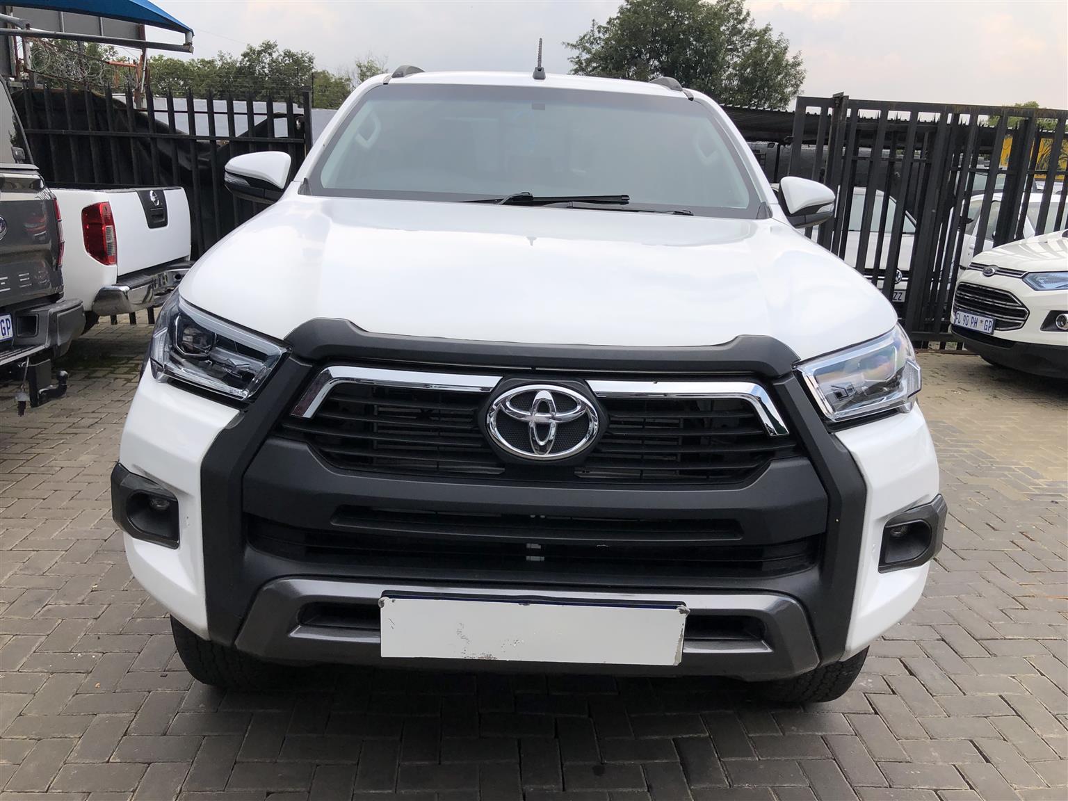 Used 2024 Toyota Hilux 2.4GD-6 double cab 4x4 Raider manual - Private Seller