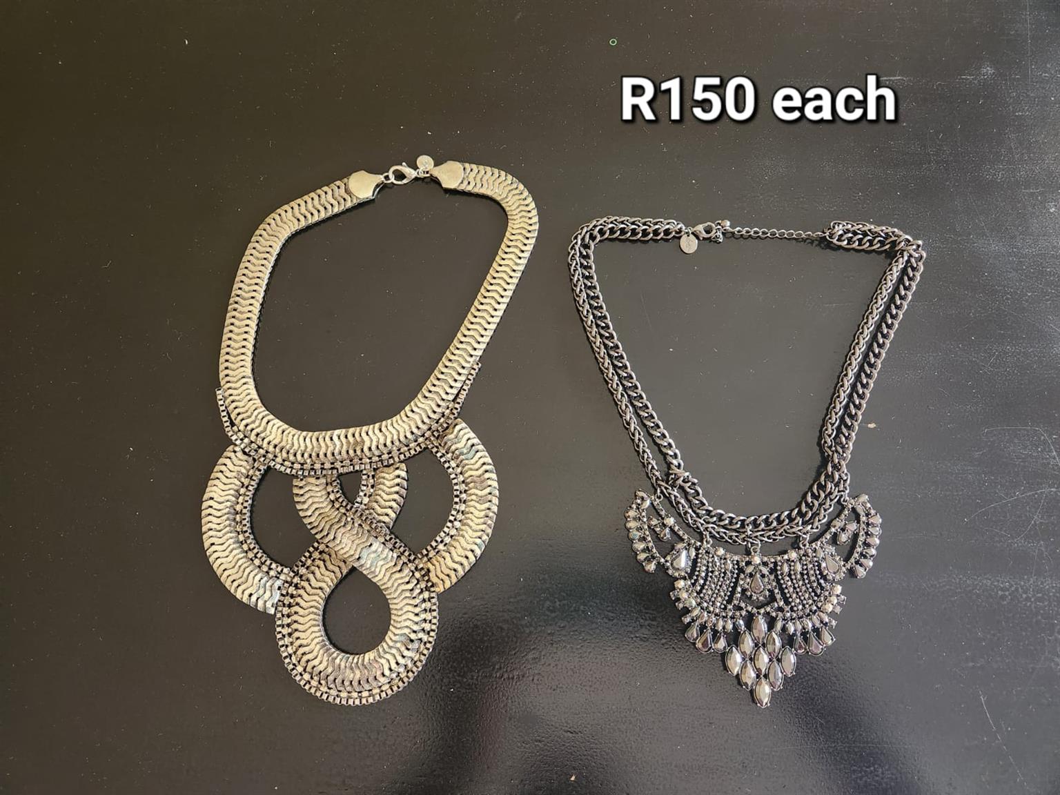 Elegant Neck Accessories, Earings, & Wrist Accessories.