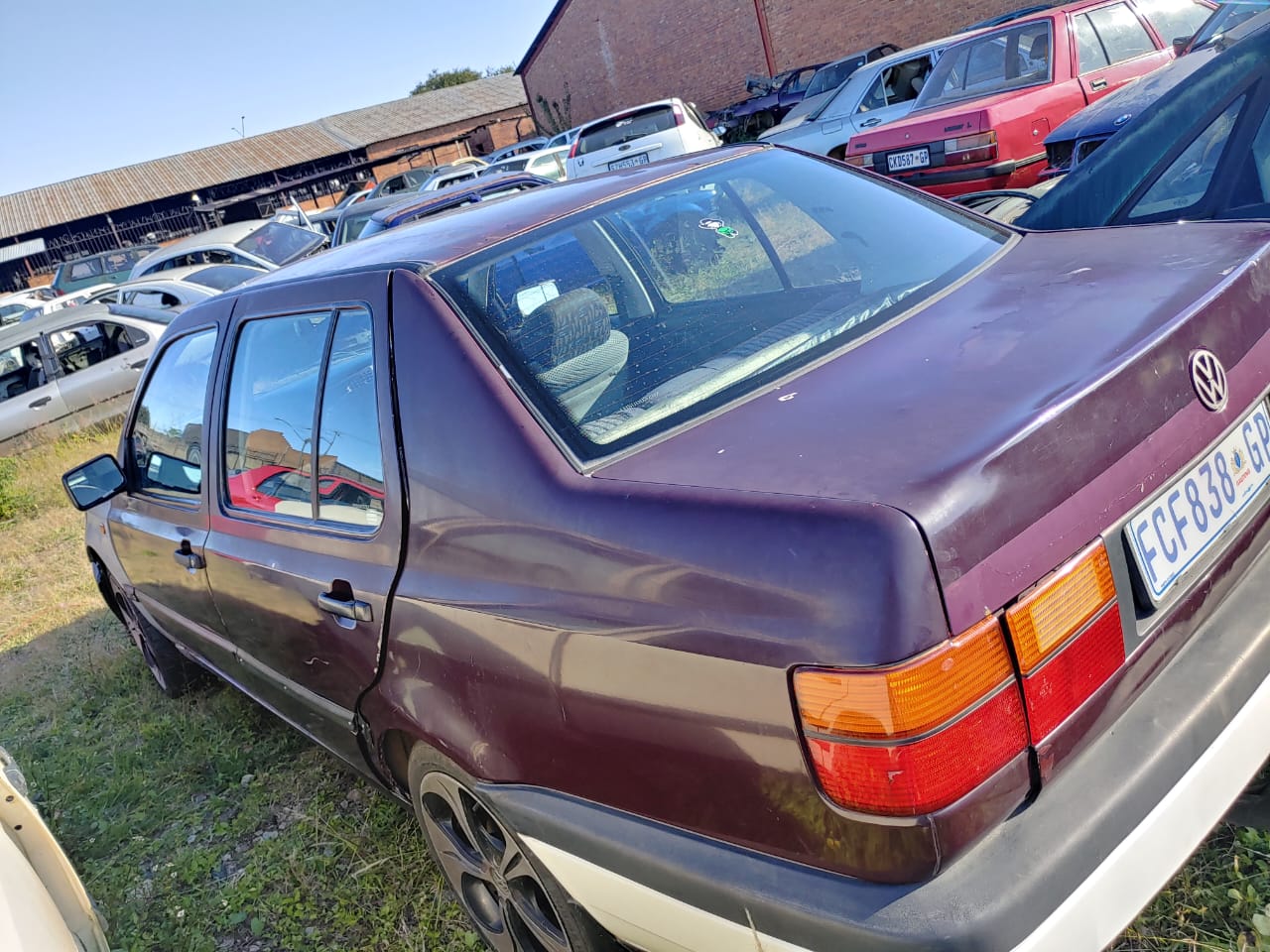 VW JETTA 3 BODY PARTS FOR SALE