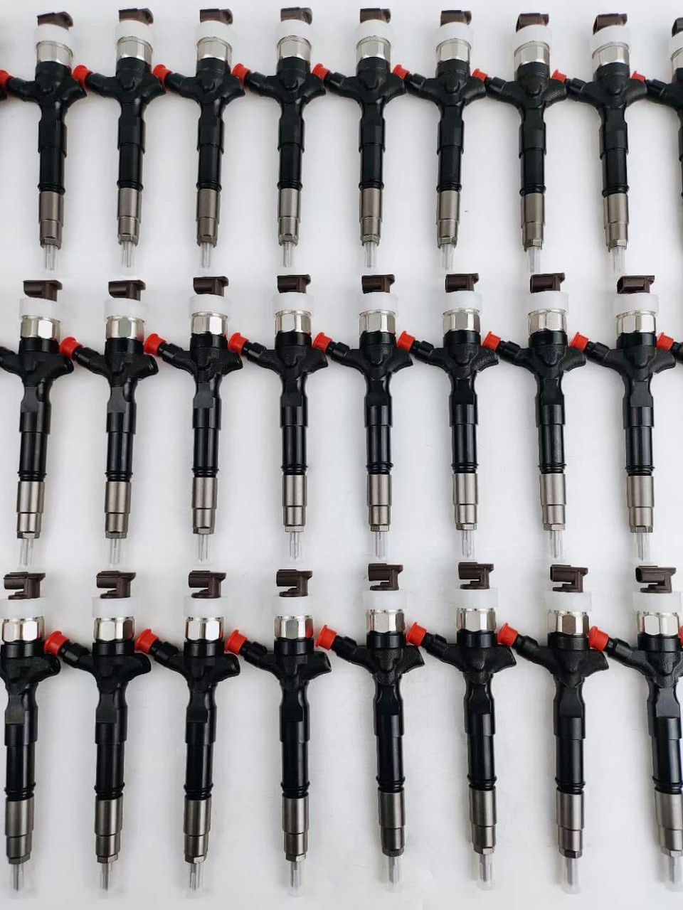 BRAND NEW HILUX D4D INJECTORS 2KD - Private Seller BRAND NEW HILUX D4D INJECTORS 2KD - Private Seller