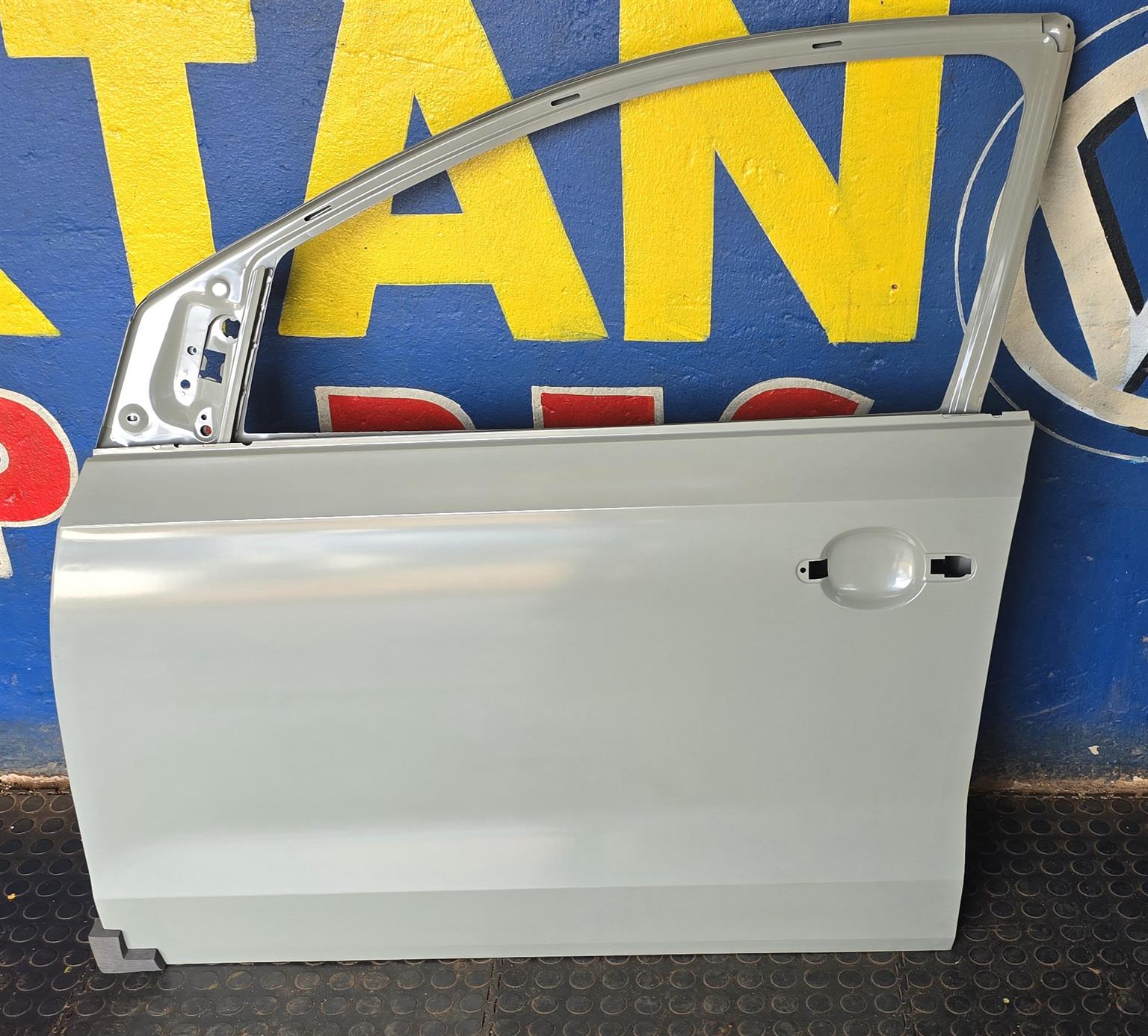 New stock arrivals  Left front door  Polo 6 sedan - Private Seller