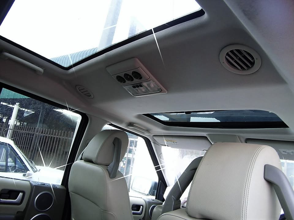 Land Rover Discovery 3 Roof Lining for sale | AUTO EZI
