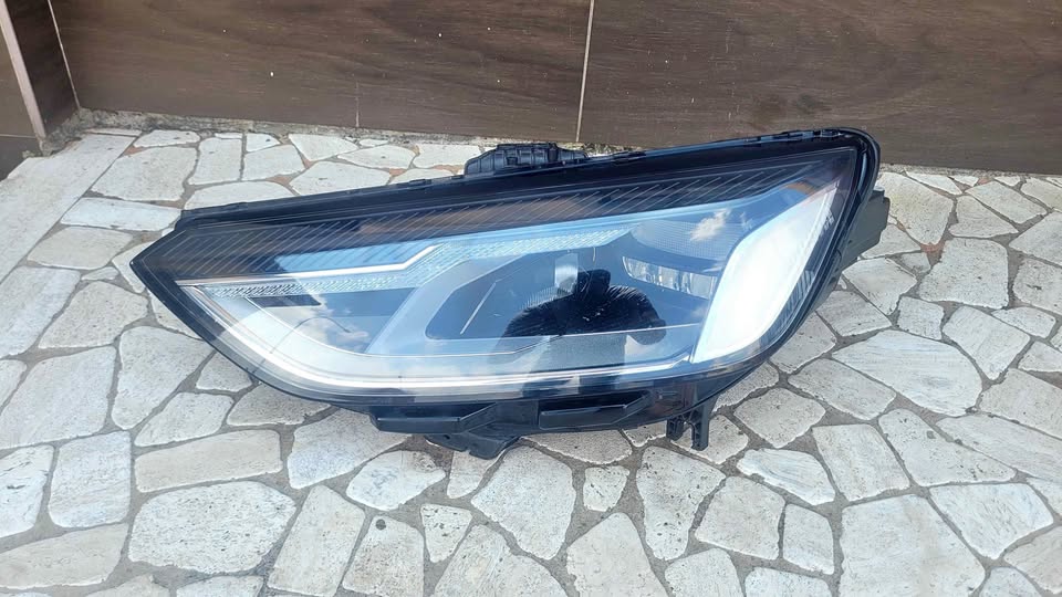 Audi A B10 Headlight projector - Private Seller Audi A B10 Headlight projector - Private Seller