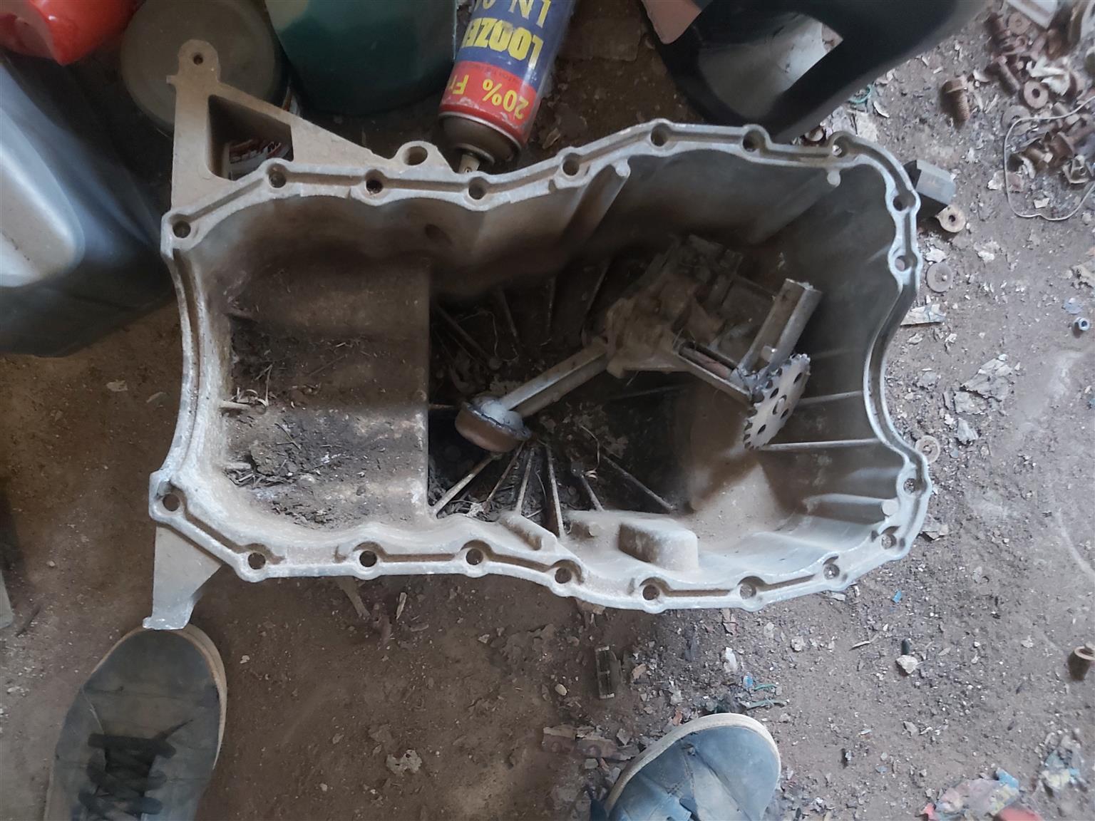 Sump and oil pump Nissan np200 1.5 diezel - Private Seller