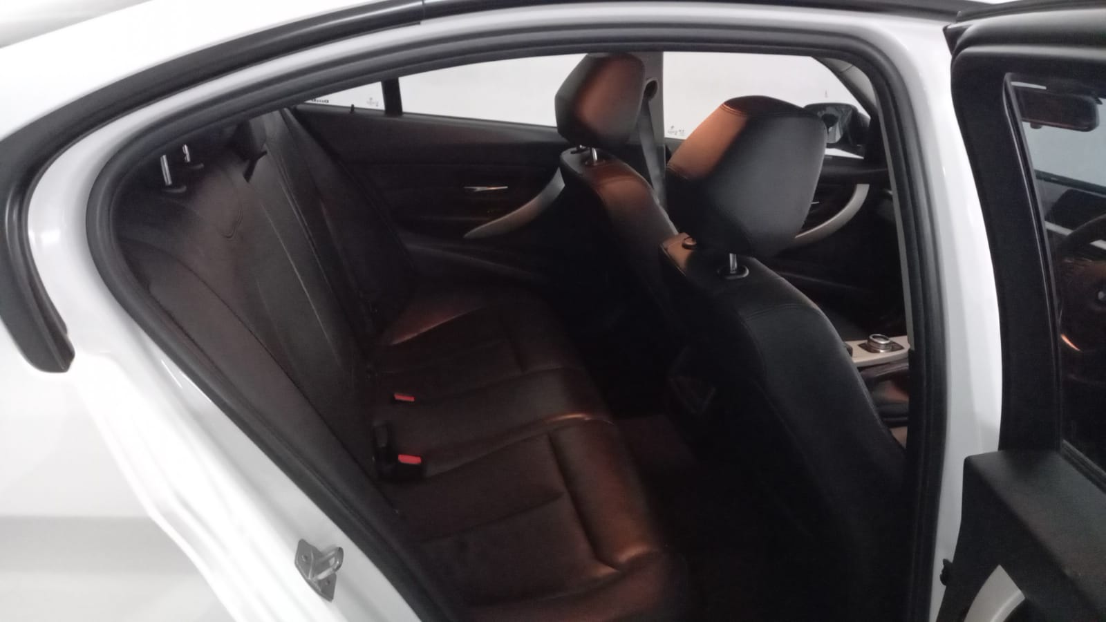 2018 BMW 3 Series 318i Auto