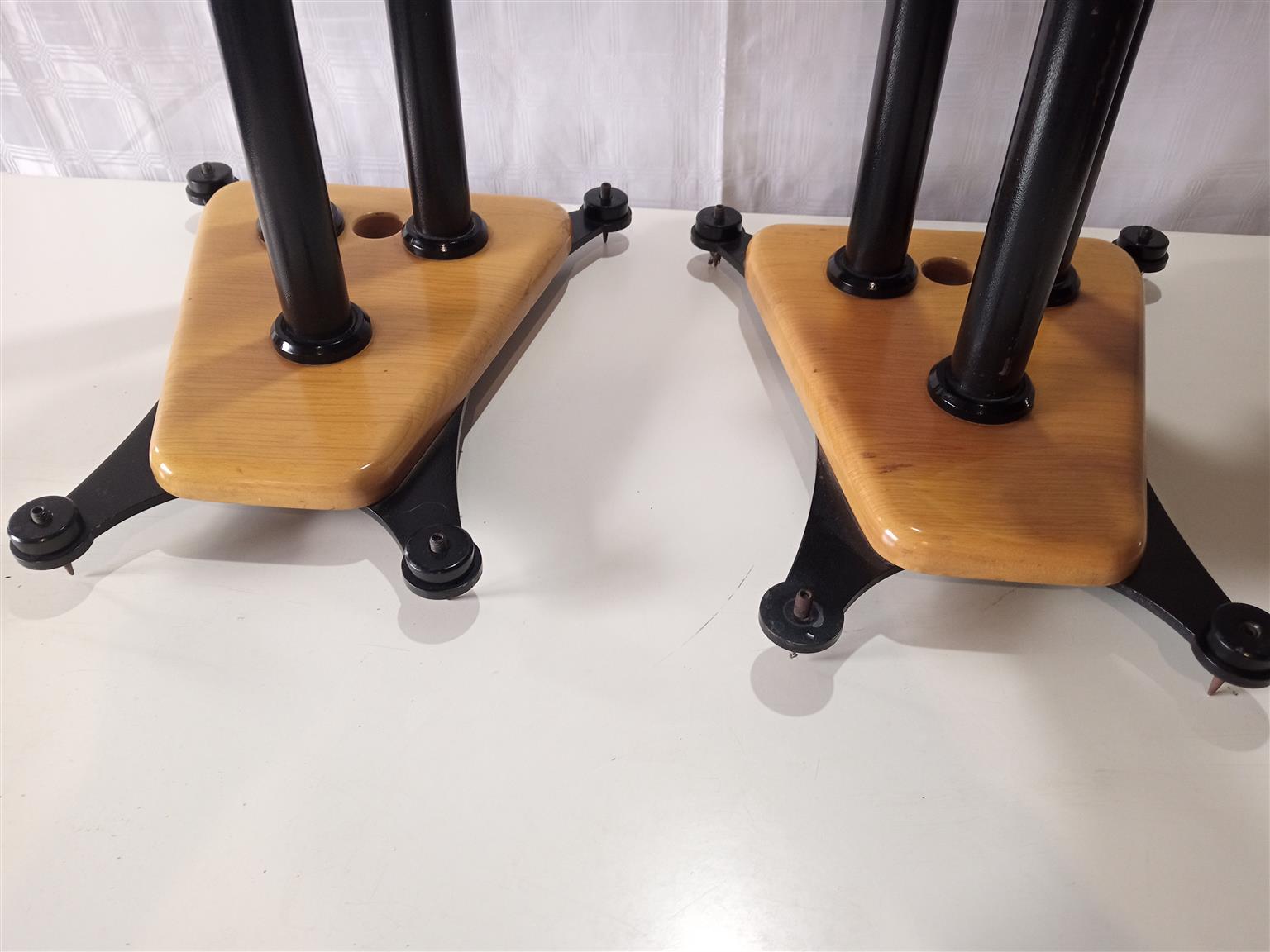 Audiophile Sonus Faber Stands