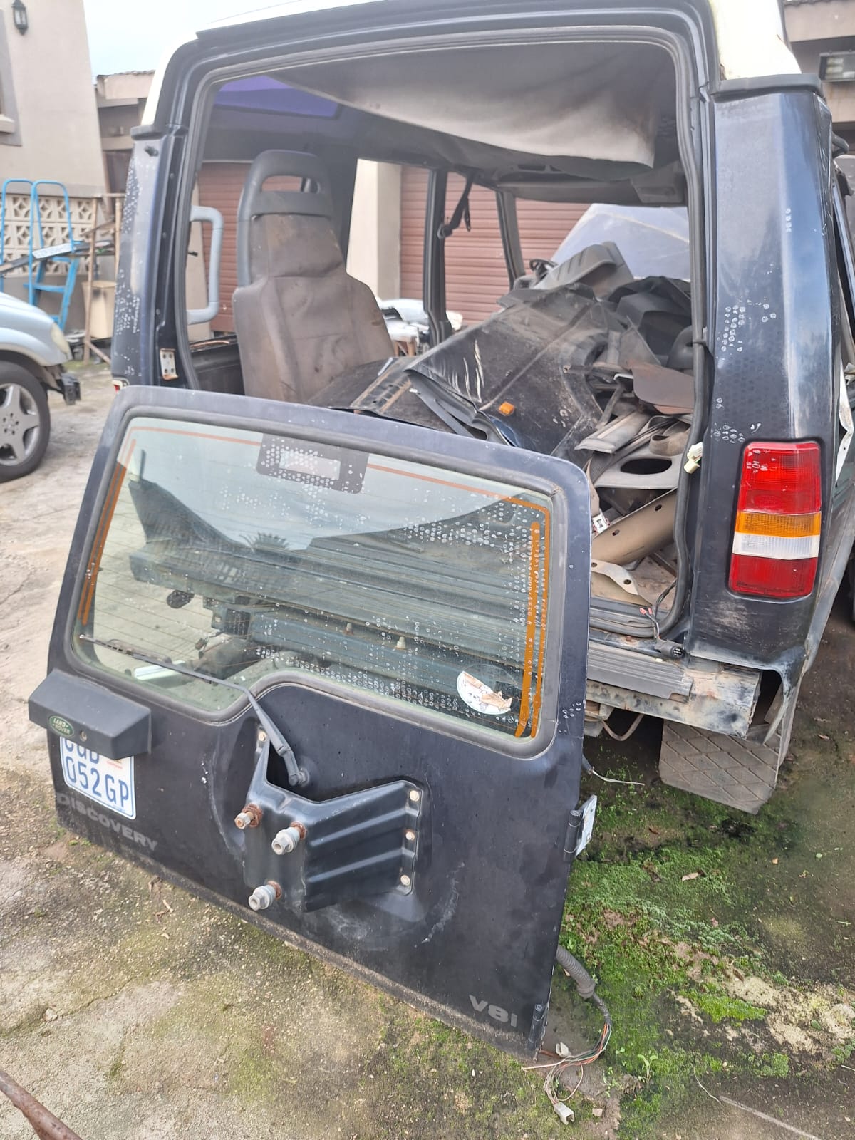 Land Rover for spares as is