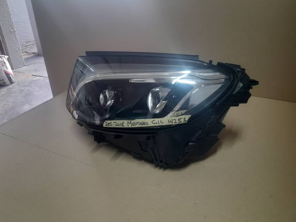 2015-2018 MERCEDES BENZ GLC W253 LEFT SIDE HEADLIGHT FOR SALE