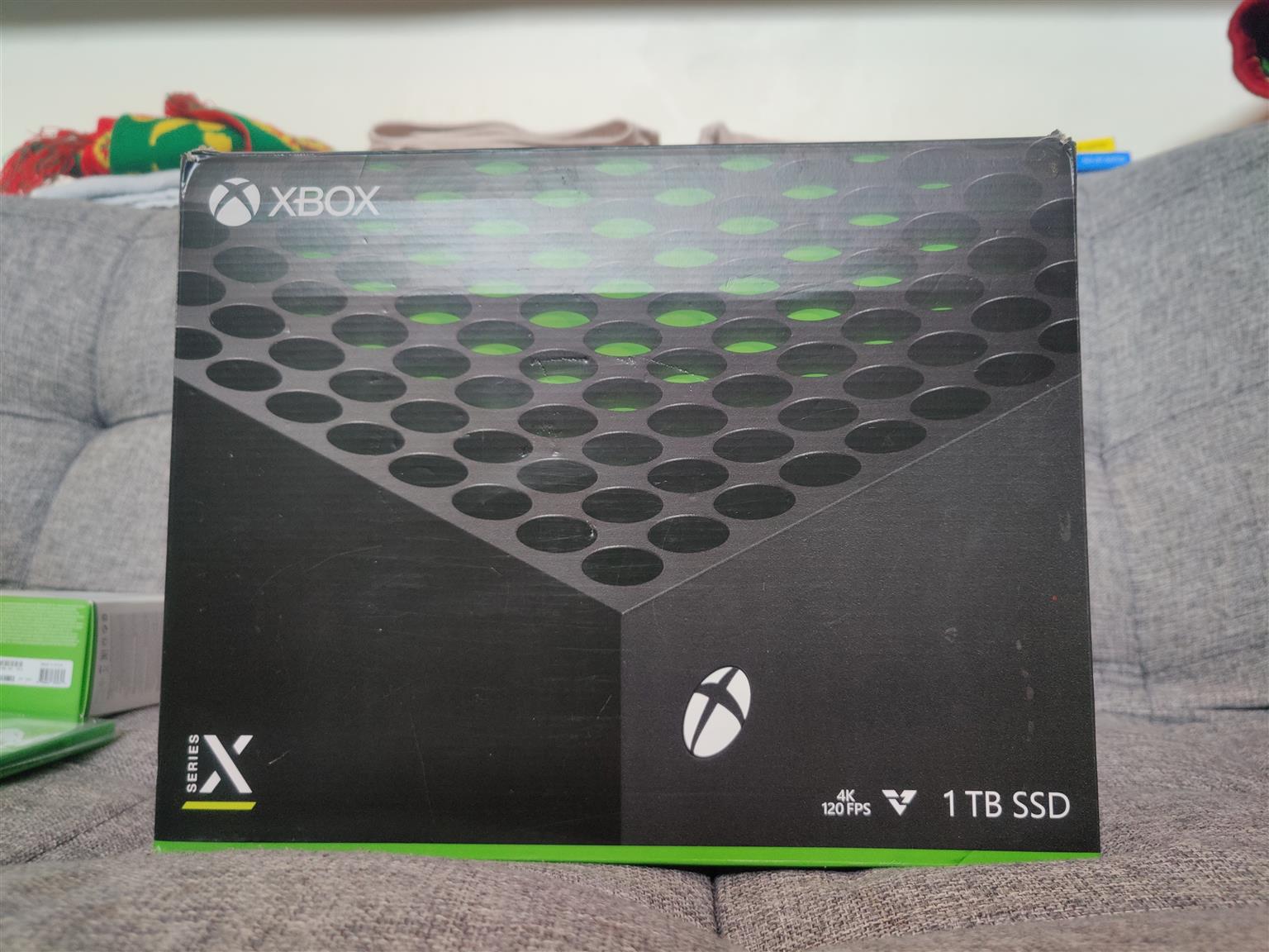 Xbox series x 1tb ssd brand new 
