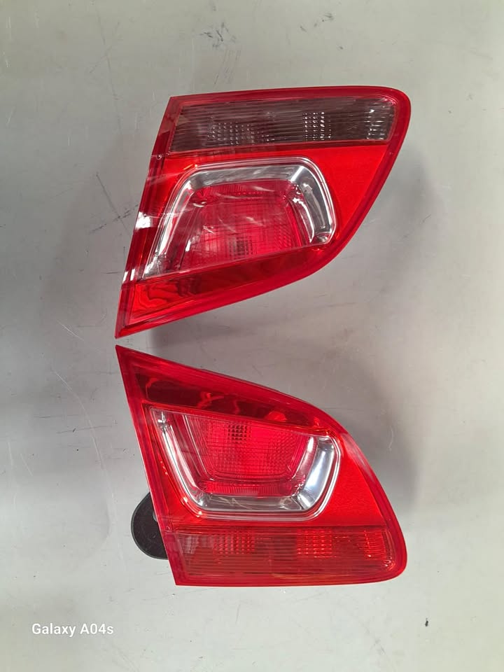 CHEVROLET CRUZE 1.6/ 1.8 REAR BOTH INNER TAILLIGHT 2015 MODEL FOR SALE - Private Seller CHEVROLET CRUZE 1.6/ 1.8 REAR BOTH INNER TAILLIGHT 2015 MODEL FOR SALE - Private Seller
