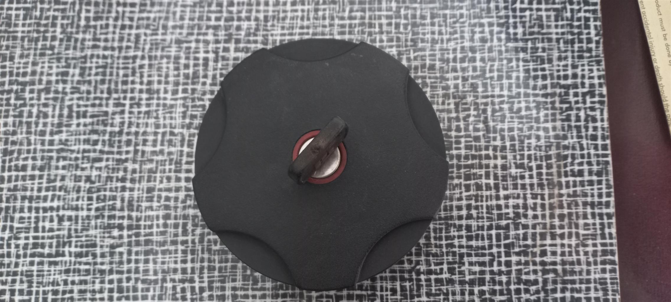 GOLF 1 CADDY FUEL CAP - Private Seller